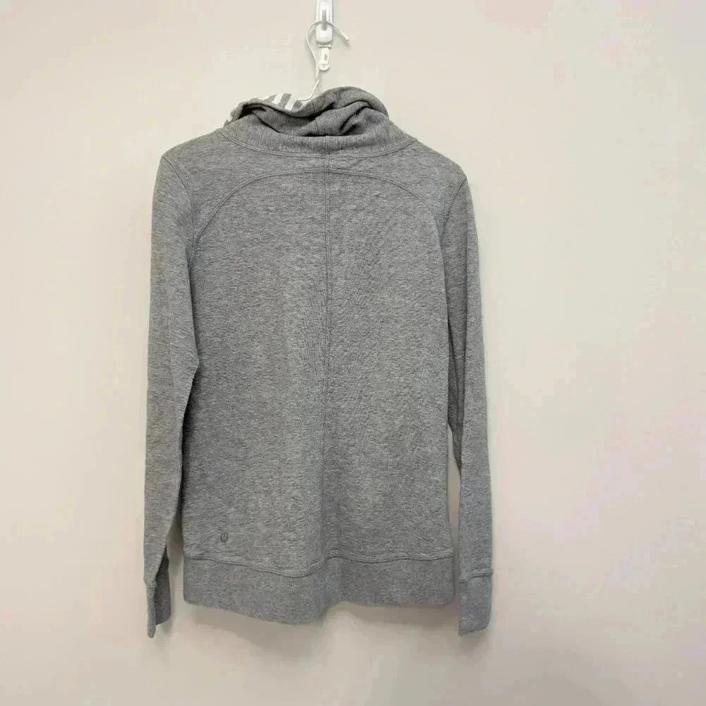 Lululemon In A Cinch Long Sleeve Pullover Sweater Reversible Grey Women's Medium - Picture 5 of 15